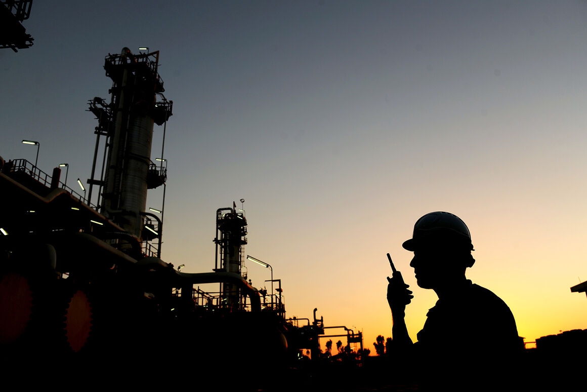 بزرگ‌ترین تأسیسات جمع‌آوری و فرآورش گازهای همراه نفت ایران به بهره‌برداری رسید