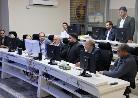 بازدید وزیر نیرو از مرکز پایش وضعیت ناوگان نیروگاهی/ تقدیر علی‌آبادی از عملکرد دفتر روابط‌عمومی برق حرارتی
