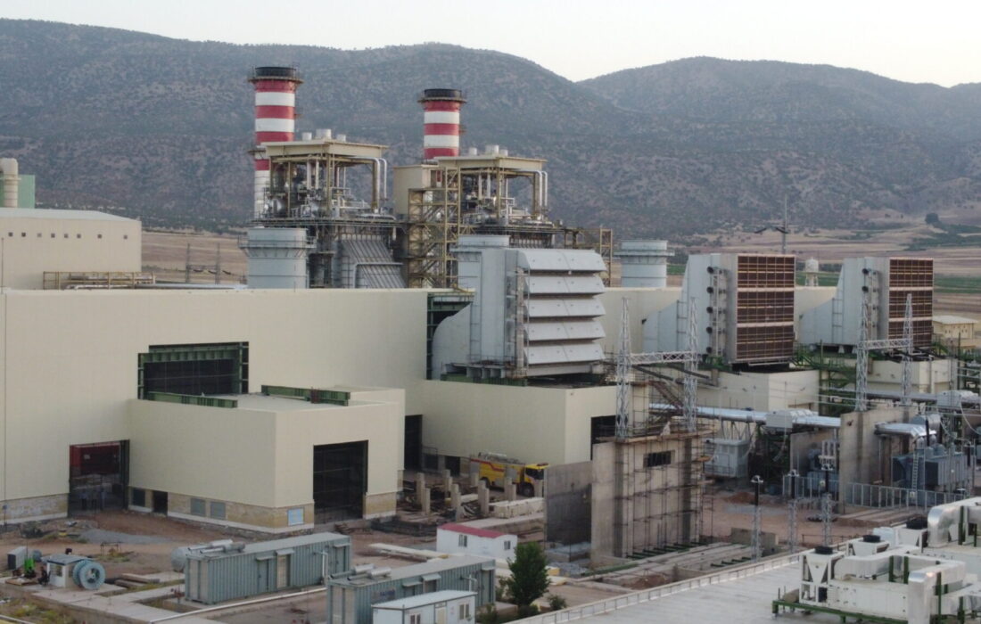 افتتاح واحد سوم نیروگاه سیکل ترکیبی خرم‌آباد با حضور وزیر نیرو