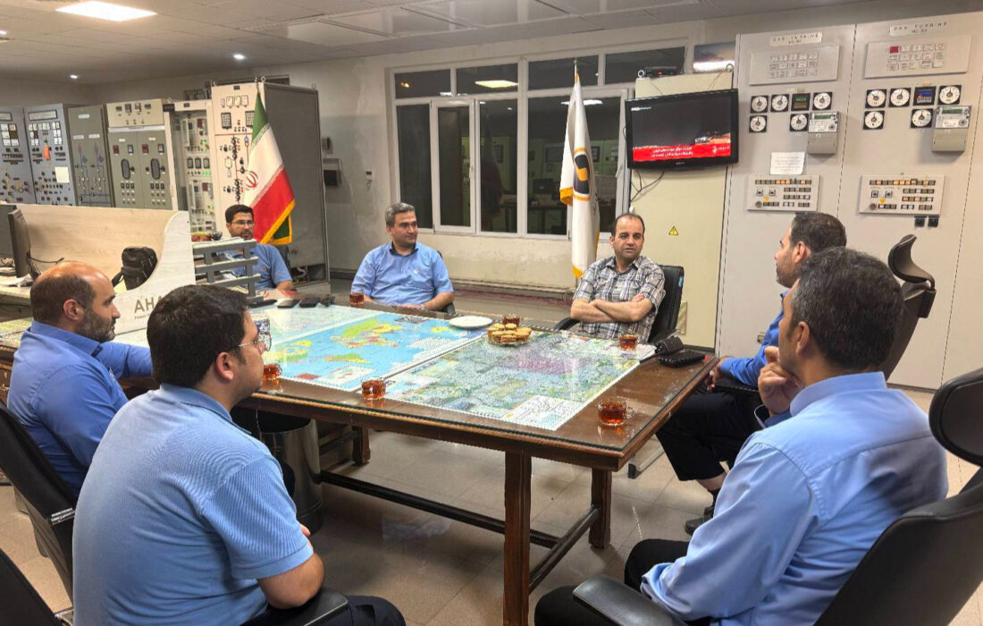 بازدید سرزده مدیرعامل شرکت برق حرارتی از نیروگاه‌های تهران